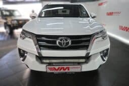 TOYOTA FORTUNER 2.8GD-6 4X4 A/T full