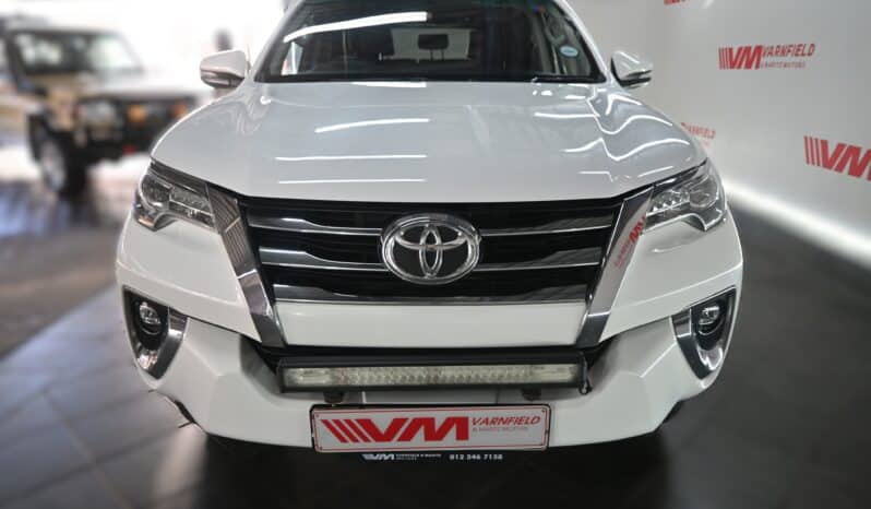 TOYOTA FORTUNER 2.8GD-6 4X4 A/T full