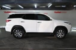 TOYOTA FORTUNER 2.8GD-6 4X4 A/T full