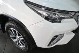 TOYOTA FORTUNER 2.8GD-6 4X4 A/T full