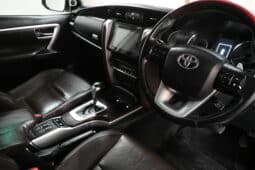 TOYOTA FORTUNER 2.8GD-6 4X4 A/T full