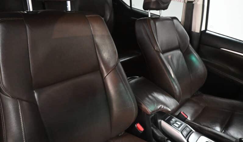 TOYOTA FORTUNER 2.8GD-6 4X4 A/T full