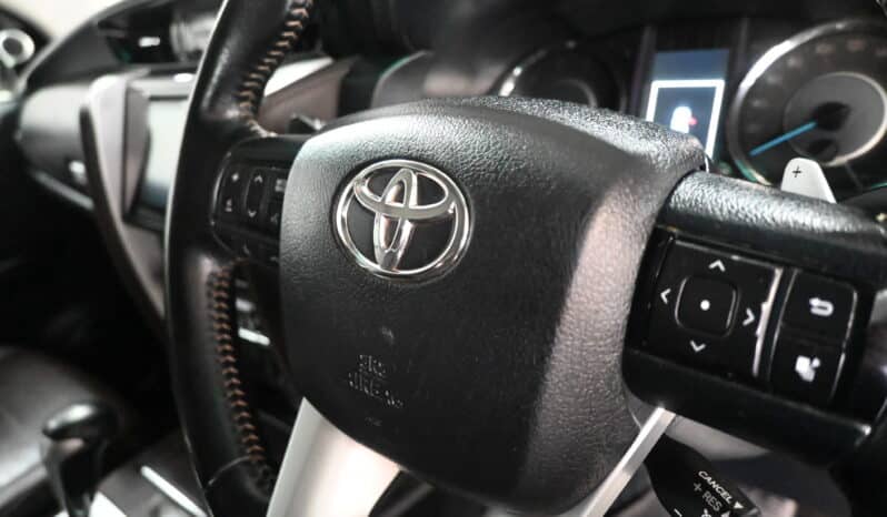 TOYOTA FORTUNER 2.8GD-6 4X4 A/T full