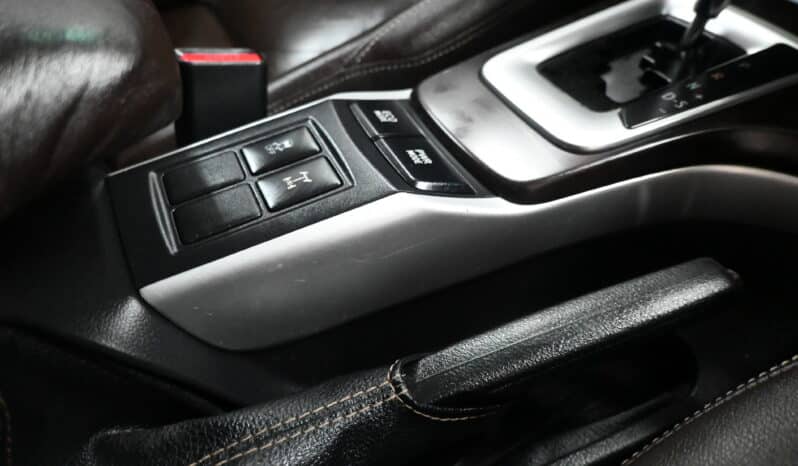 TOYOTA FORTUNER 2.8GD-6 4X4 A/T full