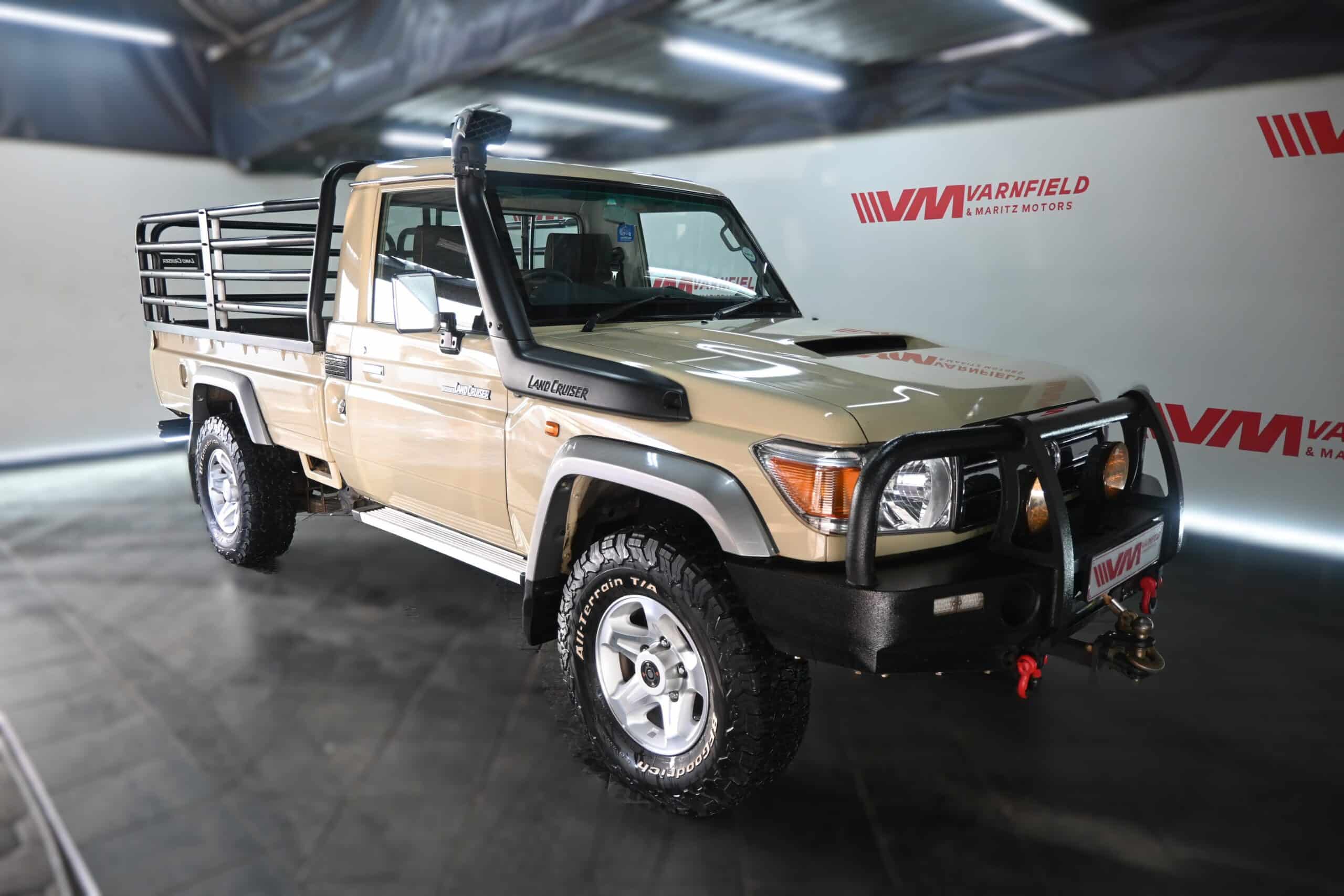 TOYOTA LAND CRUISER 79 4.0P P/U D/C