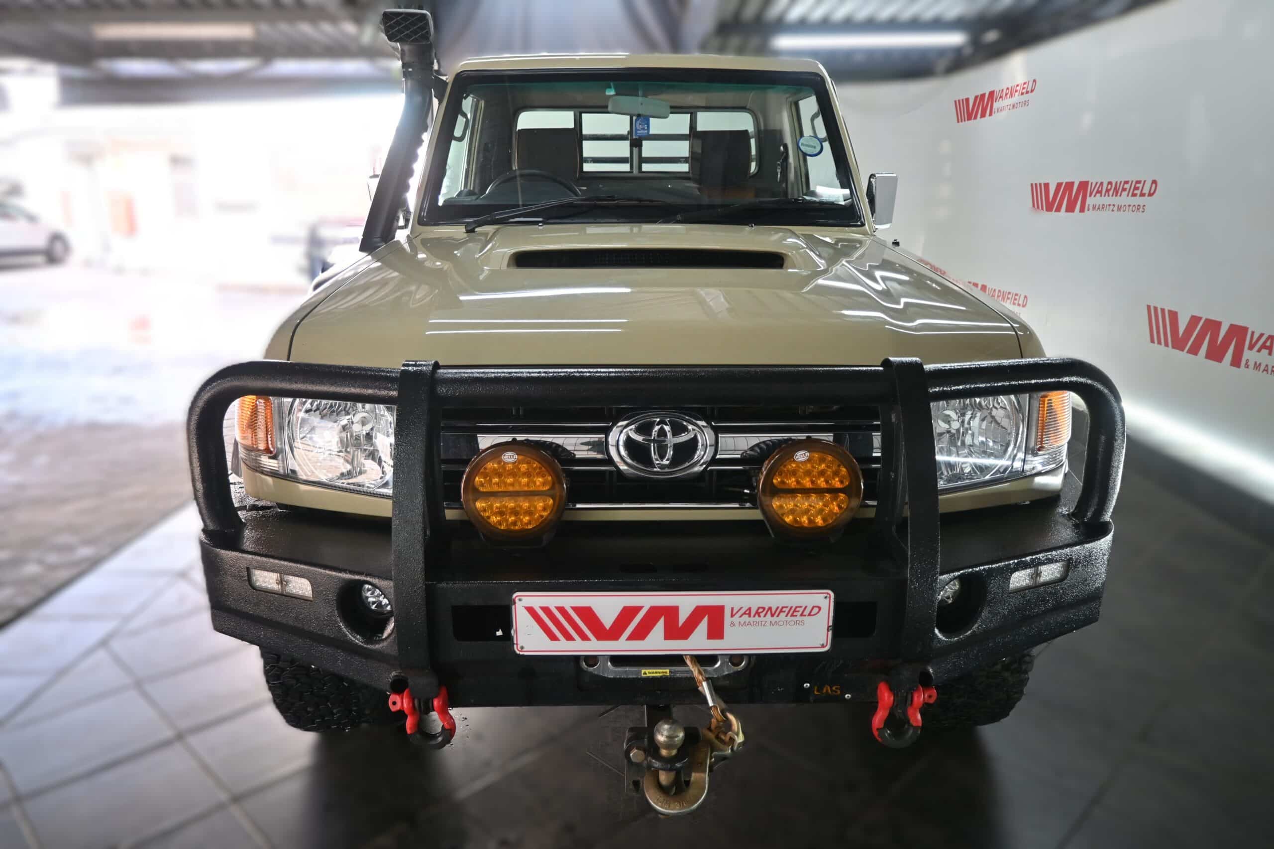 TOYOTA LAND CRUISER 79 4.0P P/U D/C