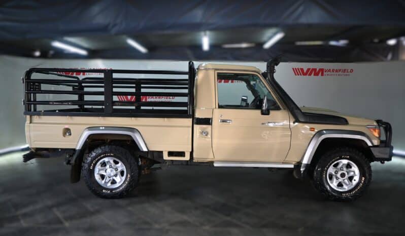 TOYOTA LAND CRUISER 79 4.5D V8 S/C full