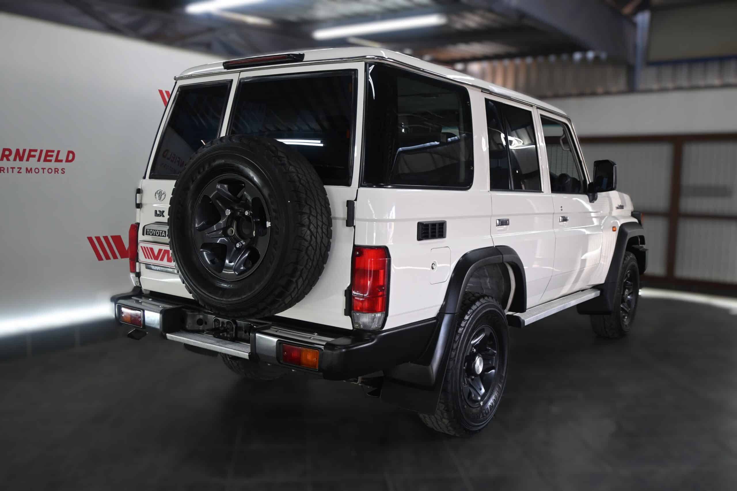 TOYOTA LAND CRUISER 79 4.0P P/U D/C