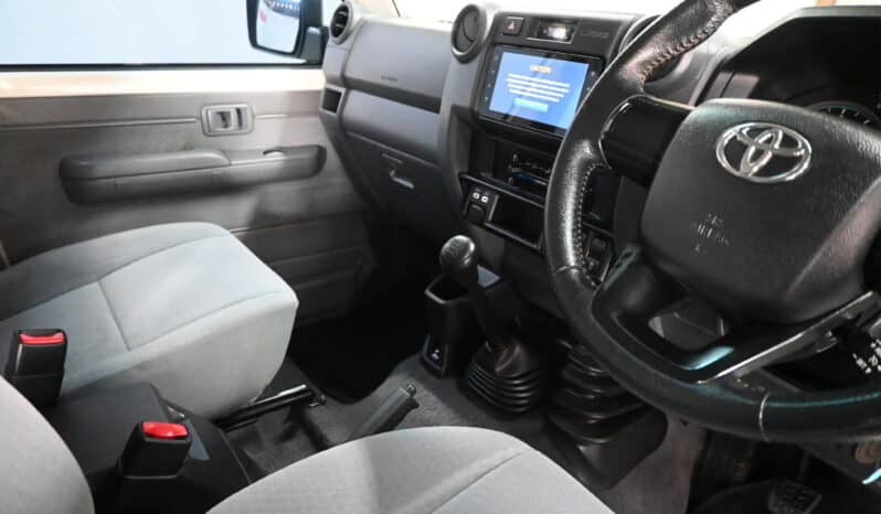 2025 TOYOTA LAND CRUISER 76 2.8 GD-6 S/W full