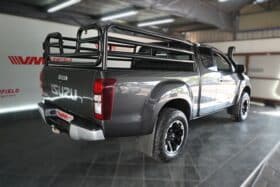 ISUZU KB300 D-TEQ LX 4X4 P/U E/C