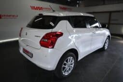 SUZUKI SWIFT 1.2 GLX A/T full