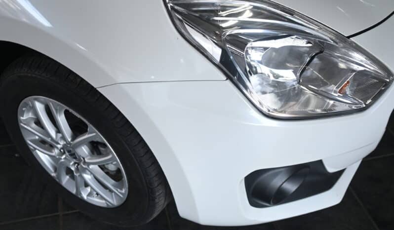 SUZUKI SWIFT 1.2 GLX A/T full