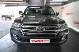 TOYOTA LAND CRUISER 200 V8 4.5D VX A/T full