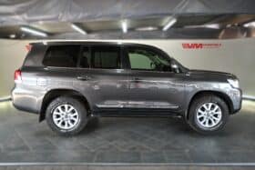 TOYOTA LAND CRUISER 200 V8 4.5D VX A/T