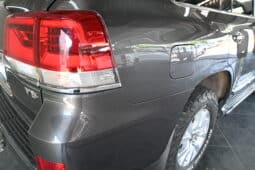 TOYOTA LAND CRUISER 200 V8 4.5D VX A/T full