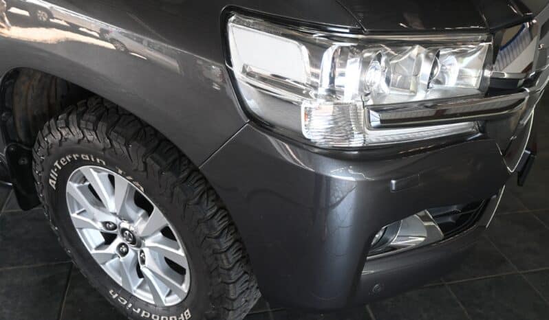 TOYOTA LAND CRUISER 200 V8 4.5D VX A/T full