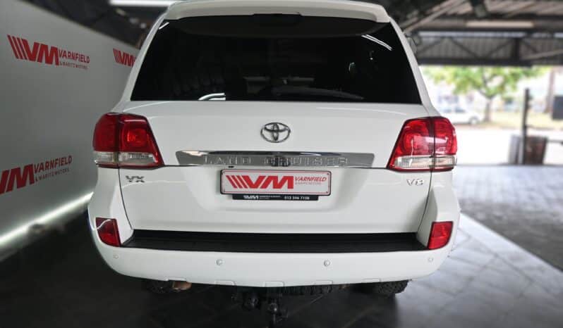 TOYOTA LAND CRUISER 200 VX 4.5 V8 A/T full