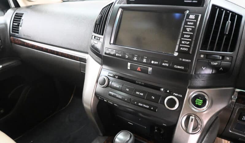 TOYOTA LAND CRUISER 200 VX 4.5 V8 A/T full