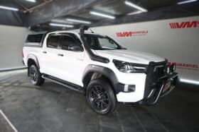 TOYOTA HILUX 2.8GD-6 D/C A/T 4X4 LEGEND