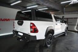 TOYOTA HILUX 2.8GD-6 D/C A/T 4X4 LEGEND full