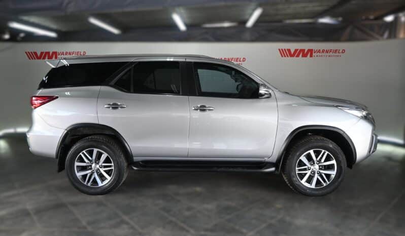 TOYOTA FORTUNER 2.8GD-6 4X4 A/T full
