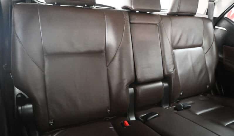 TOYOTA FORTUNER 2.8GD-6 4X4 A/T full