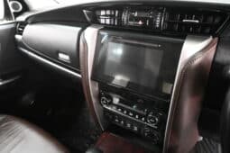 TOYOTA FORTUNER 2.8GD-6 4X4 A/T full