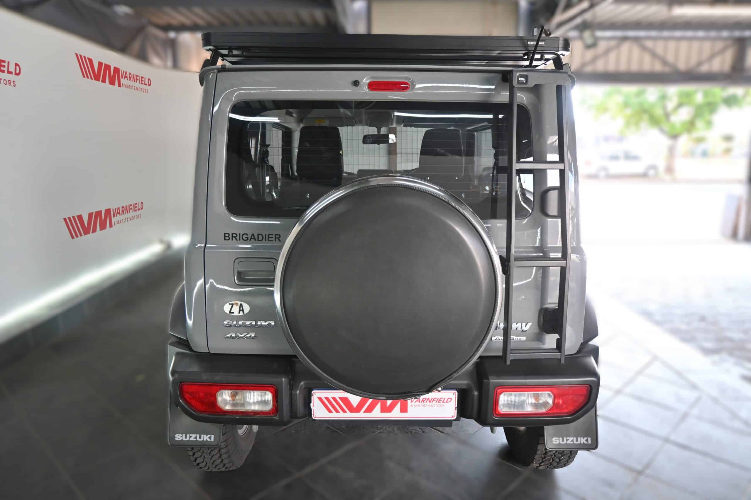 TOYOTA HILUX 2.8GD-6 RB LEGEND RS 4X4 A/T P/U D/C