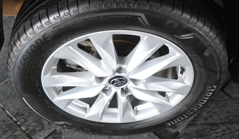 TOYOTA COROLLA CROSS 1.8 XI A/T full