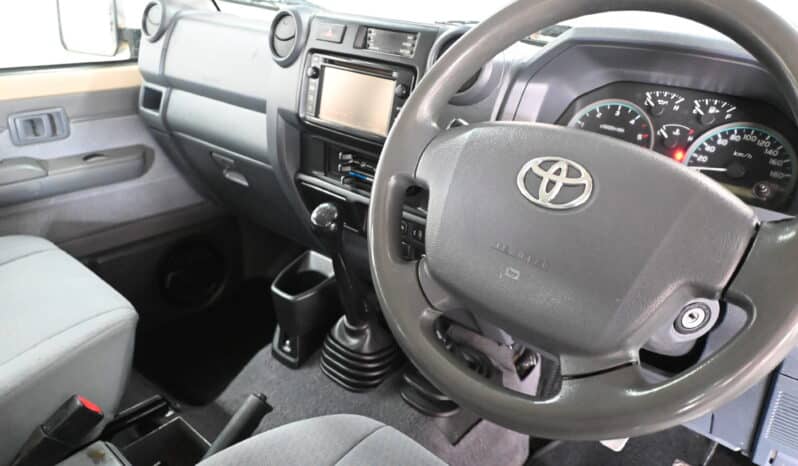TOYOTA LAND CRUISER 79 4.5D P/U D/C full