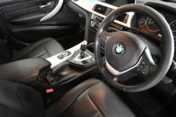 
										BMW 320D A/T full									