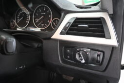 
										BMW 320D A/T full									