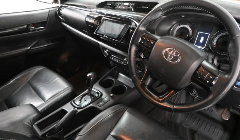 TOYOTA HILUX 2.8GD-6 4X4 LEGEND 50 A/T D/C full