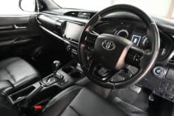 TOYOTA HILUX 2.8GD-6 RAIDER 4X4 LEG50 D/C A/T full