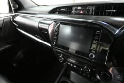 TOYOTA HILUX 2.8GD-6 RAIDER 4X4 LEG50 D/C A/T full
