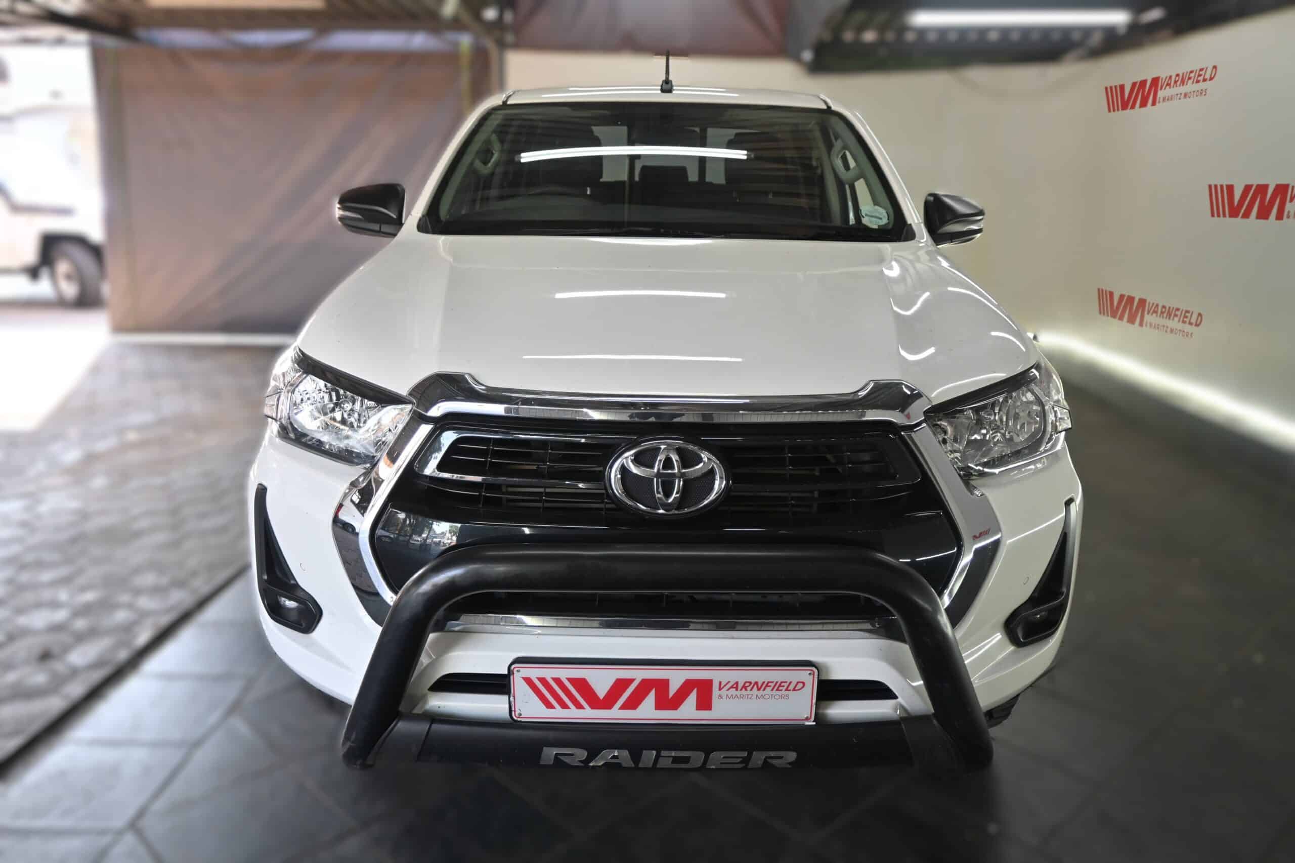 TOYOTA HILUX 2.4GD-6 RB RAIDER P/U D/C