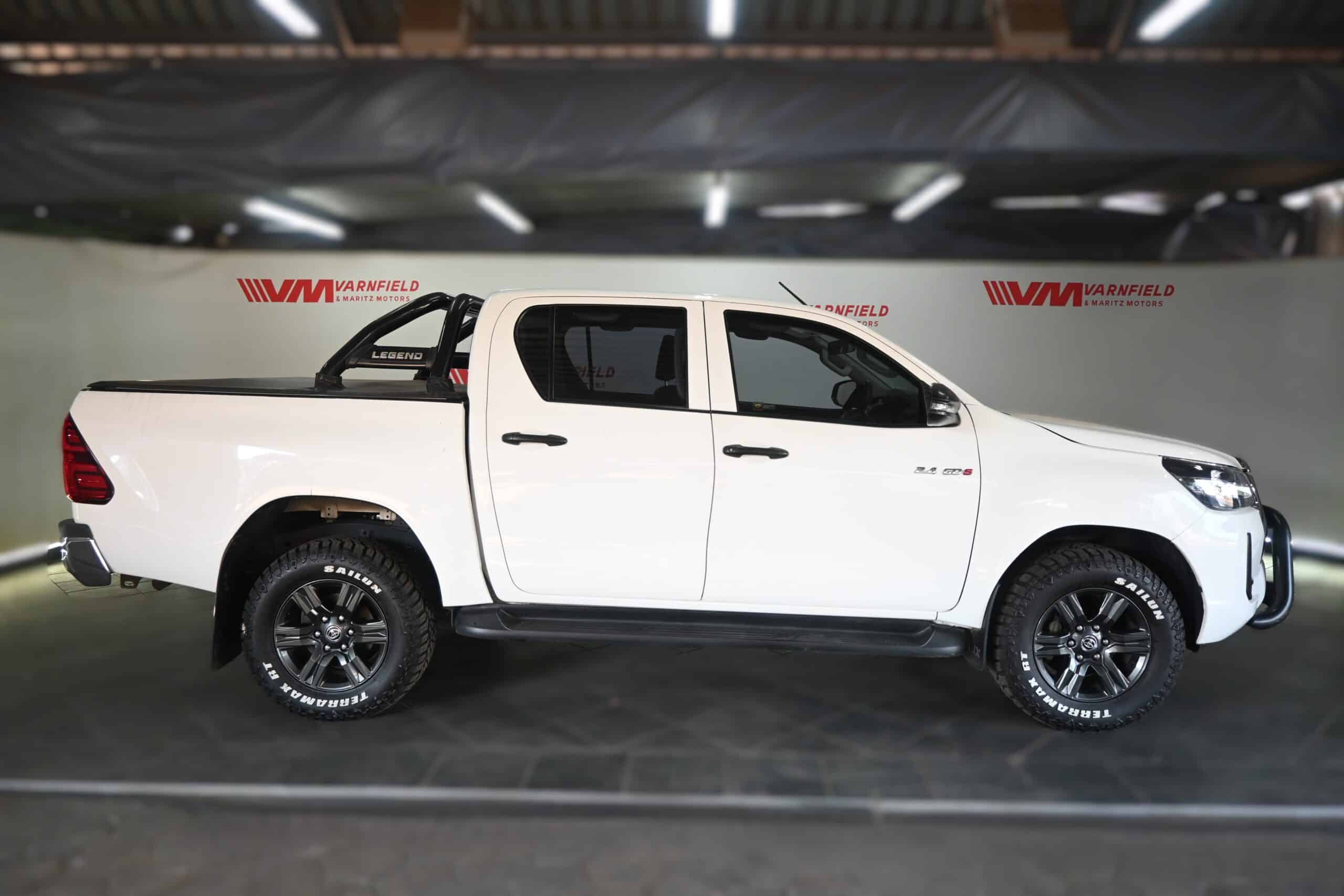 TOYOTA HILUX 2.4GD-6 RB RAIDER P/U D/C