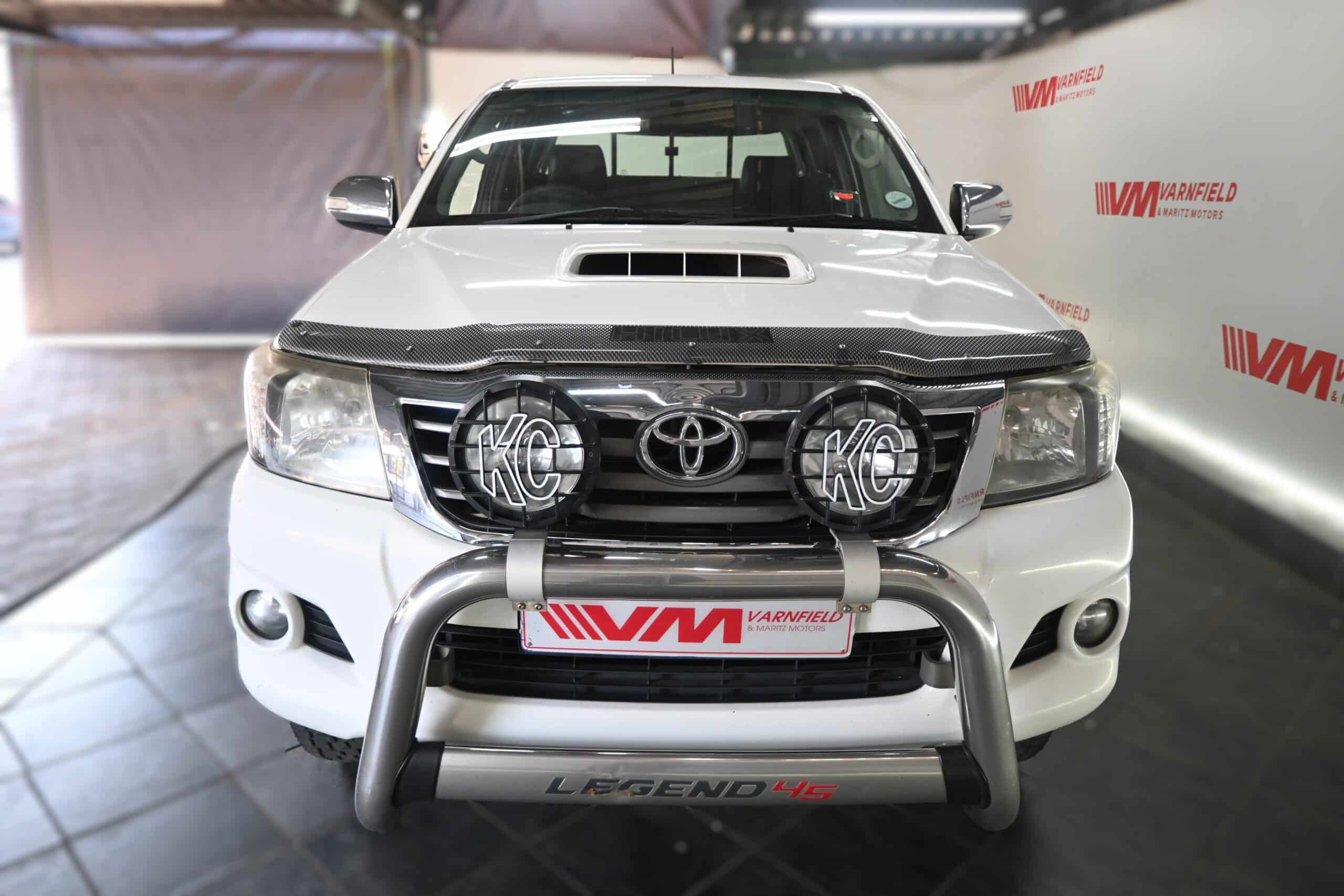 TOYOTA HILUX 3.0D-4D E/C LEGEND 45