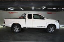 TOYOTA HILUX 3.0D-4D E/C LEGEND 45 full
