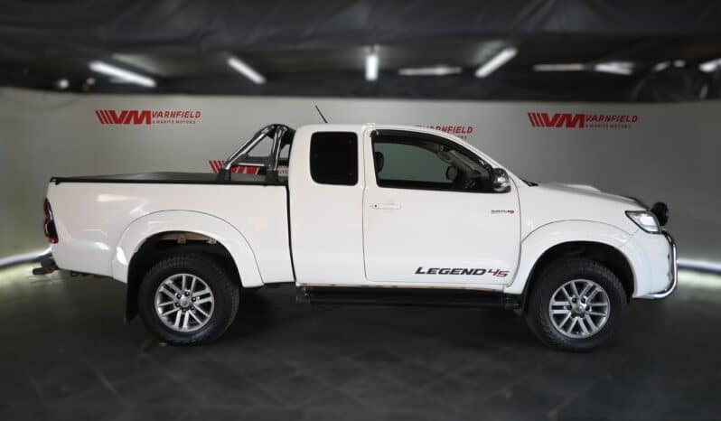 TOYOTA HILUX 3.0D-4D E/C LEGEND 45 full