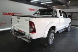 TOYOTA HILUX 3.0D-4D E/C LEGEND 45 full