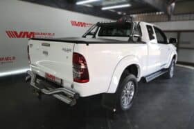 TOYOTA HILUX 3.0D-4D E/C LEGEND 45