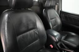 TOYOTA HILUX 3.0D-4D E/C LEGEND 45 full