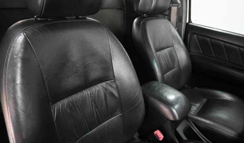 TOYOTA HILUX 3.0D-4D E/C LEGEND 45 full