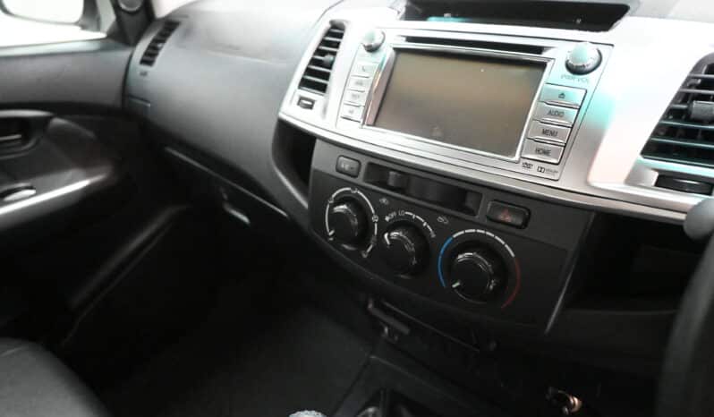 TOYOTA HILUX 3.0D-4D E/C LEGEND 45 full
