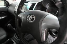 TOYOTA HILUX 3.0D-4D E/C LEGEND 45 full
