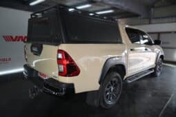 TOYOTA HILUX 2.8GD-6 LEGEND 4X4 A/T D/C full