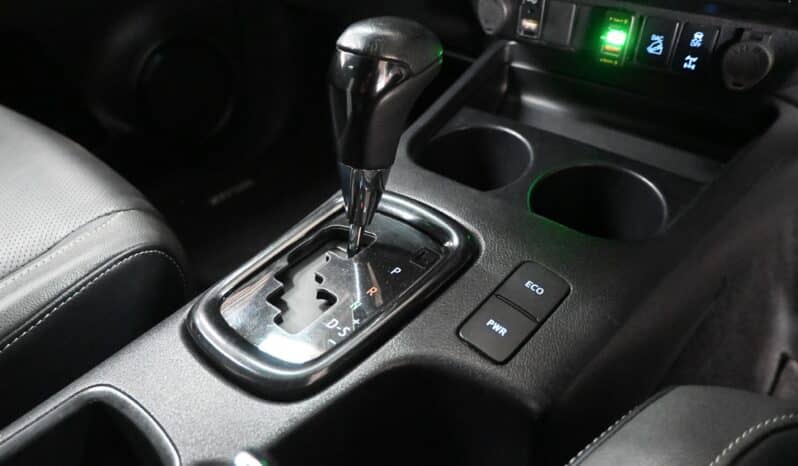 TOYOTA HILUX 2.8GD-6 LEGEND 4X4 A/T D/C full