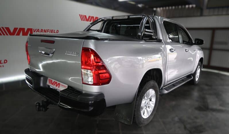 TOYOTA HILUX 2.8GD-6 A/T D/C full