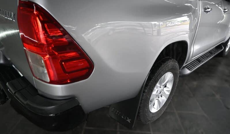 TOYOTA HILUX 2.8GD-6 A/T D/C full
